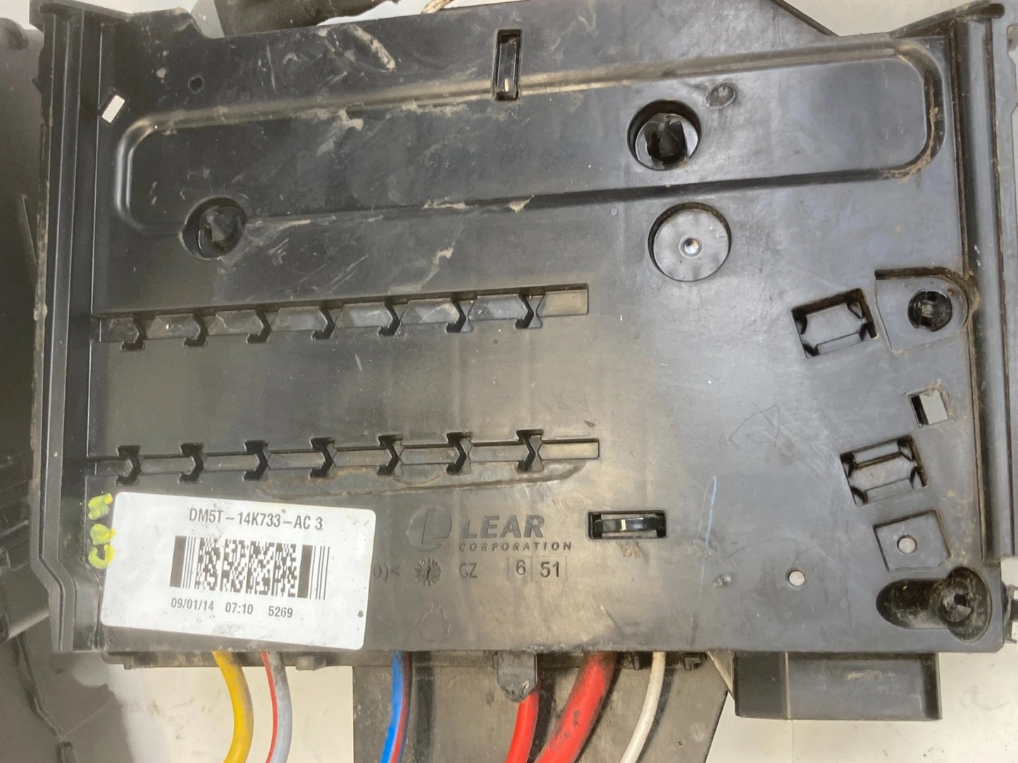 12-14 FORD FOCUS 2.0L FWD ENGINE FUSE BOX JUNCTION RELAY MODULE CV6T14K733 OEM