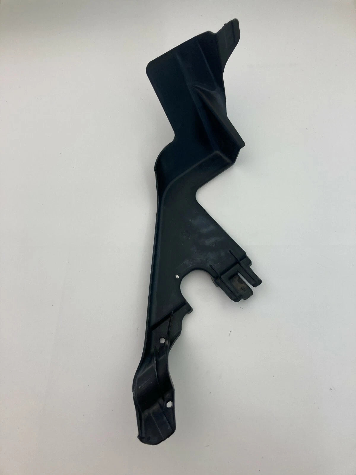 02 03 Lexus ES300 04 05 06 ES330 Right Side Radiator Support to Frame Shield RH