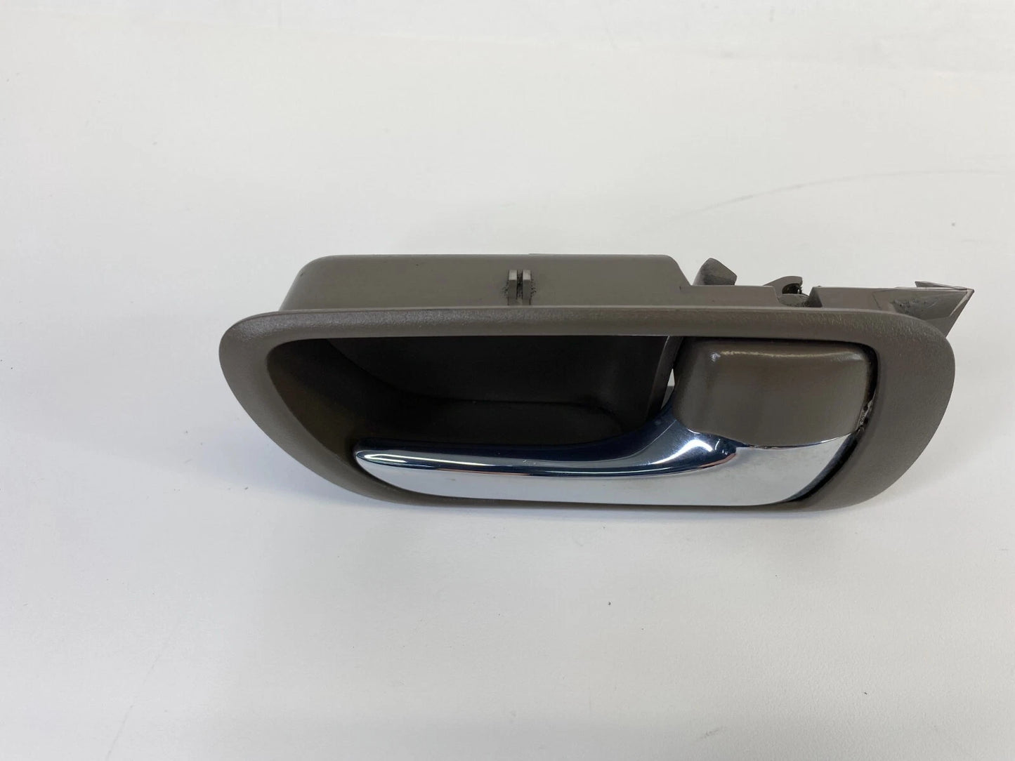 2002-2006 TOYOTA CAMRY REAR RIGHT BACK SIDE INNER DOOR HANDLE 69273-AA020 OEM