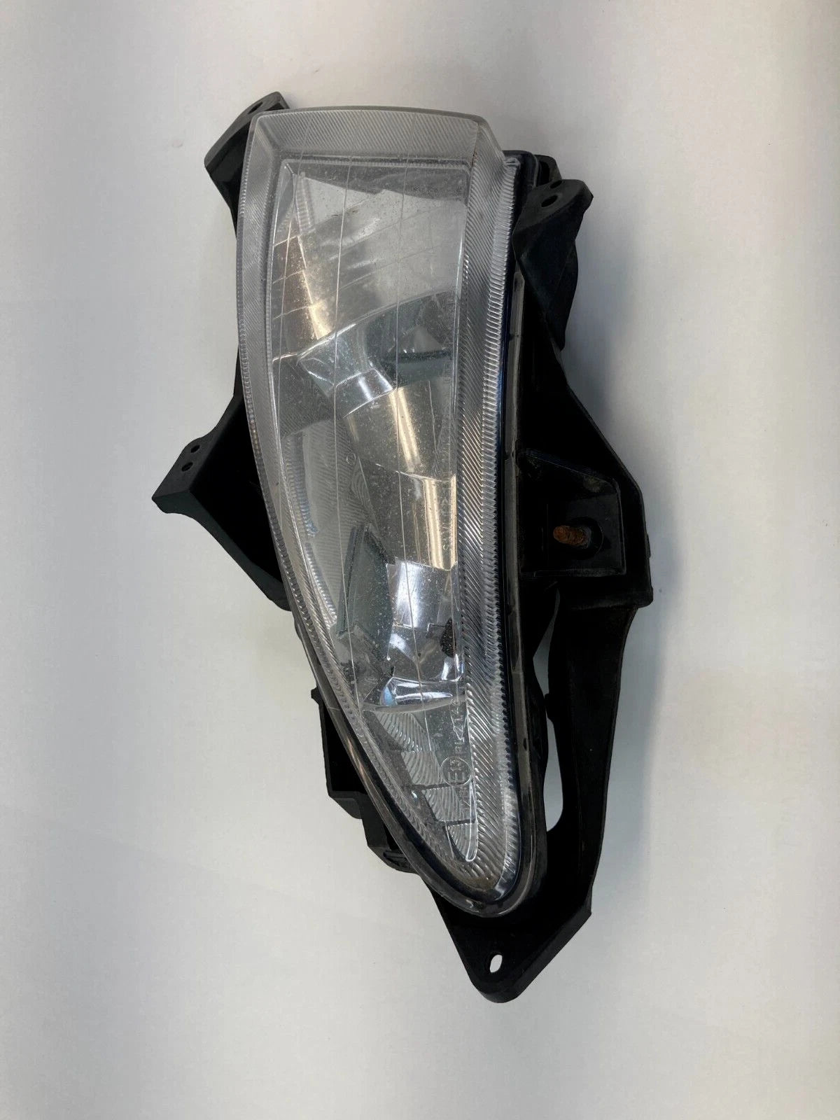 2007 2008 2009 2010 HYUNDAI ELANTRA FRONT RIGHT FOG LAMP FOG LIGHT 101-1205 OEM
