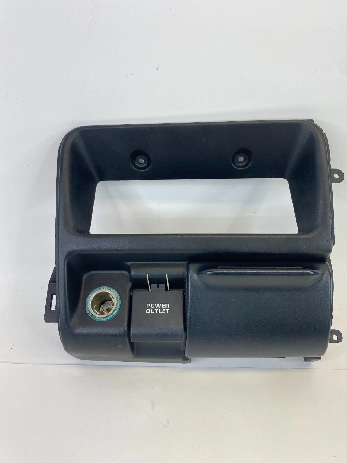 1997-1998 JEEP GRAND CHEROKEE DASH LOWER POCKET W/ POWER OUTLET 55115113 OEM