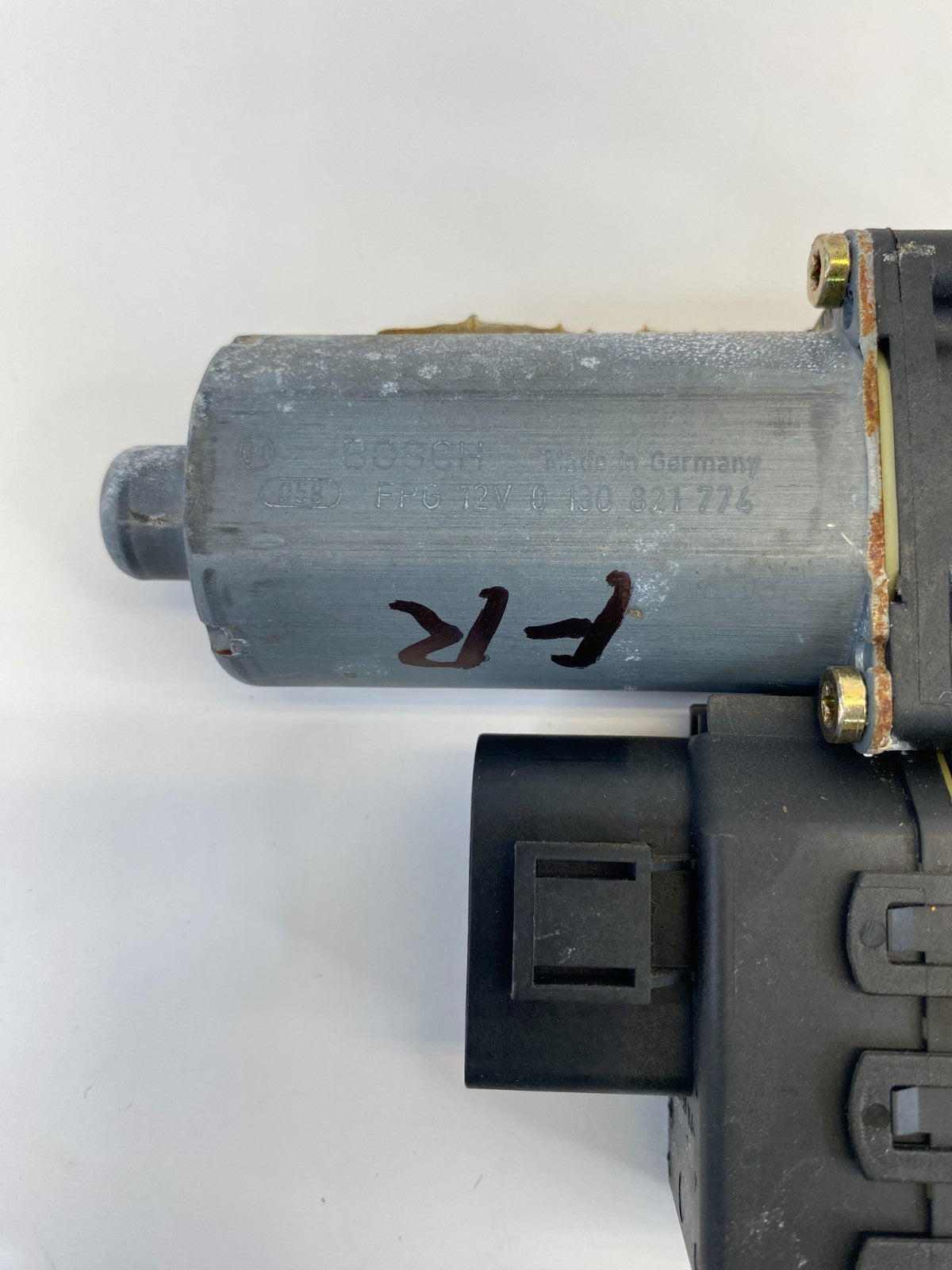 1998-2001 Audi A6 Quattro Front Right Door Power Window Motor 4B0959802D OEM