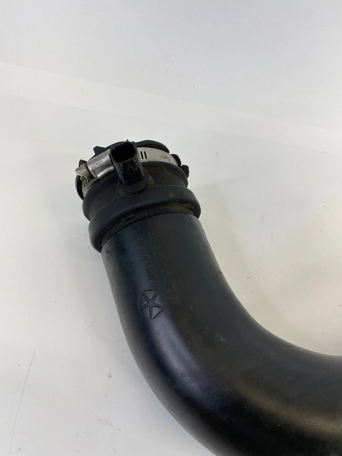 2007-2012 DODGE CALIBER 2.0L AIR INTAKE CLEANER HOSE DUCT OEM FACTORY 04891621AC