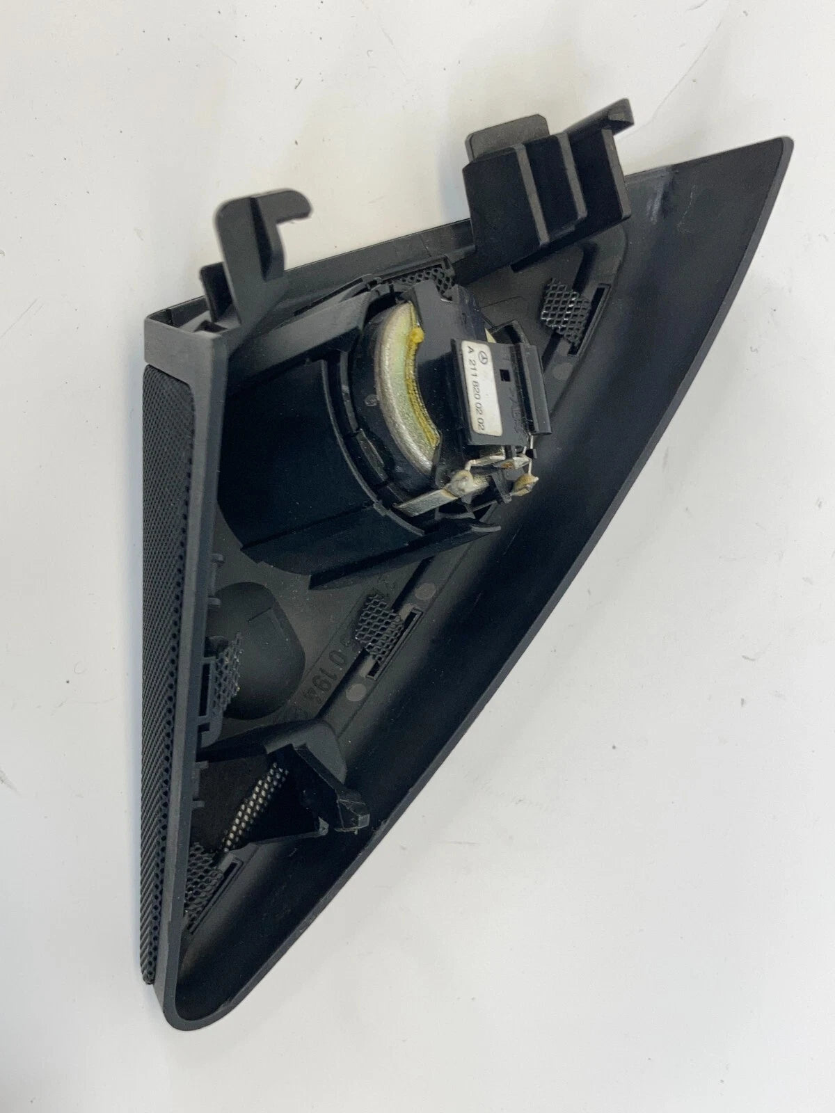 06-11 MERCEDES-BENZ CLS500 FRONT LEFT DOOR CORNER COVER W/ TWEETER 2197250194