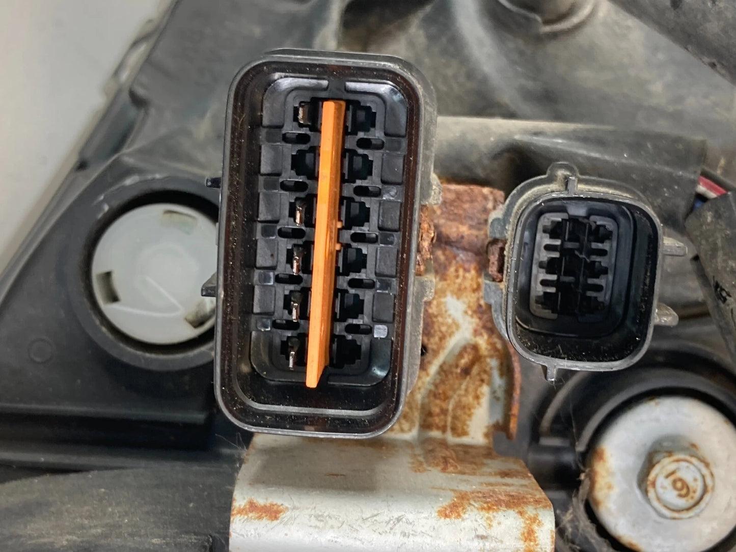 2008-2015 MITSUBISHI LANCER FRONT LEFT DRIVER HEADLIGHT HEADLAMP HALOGEN OEM