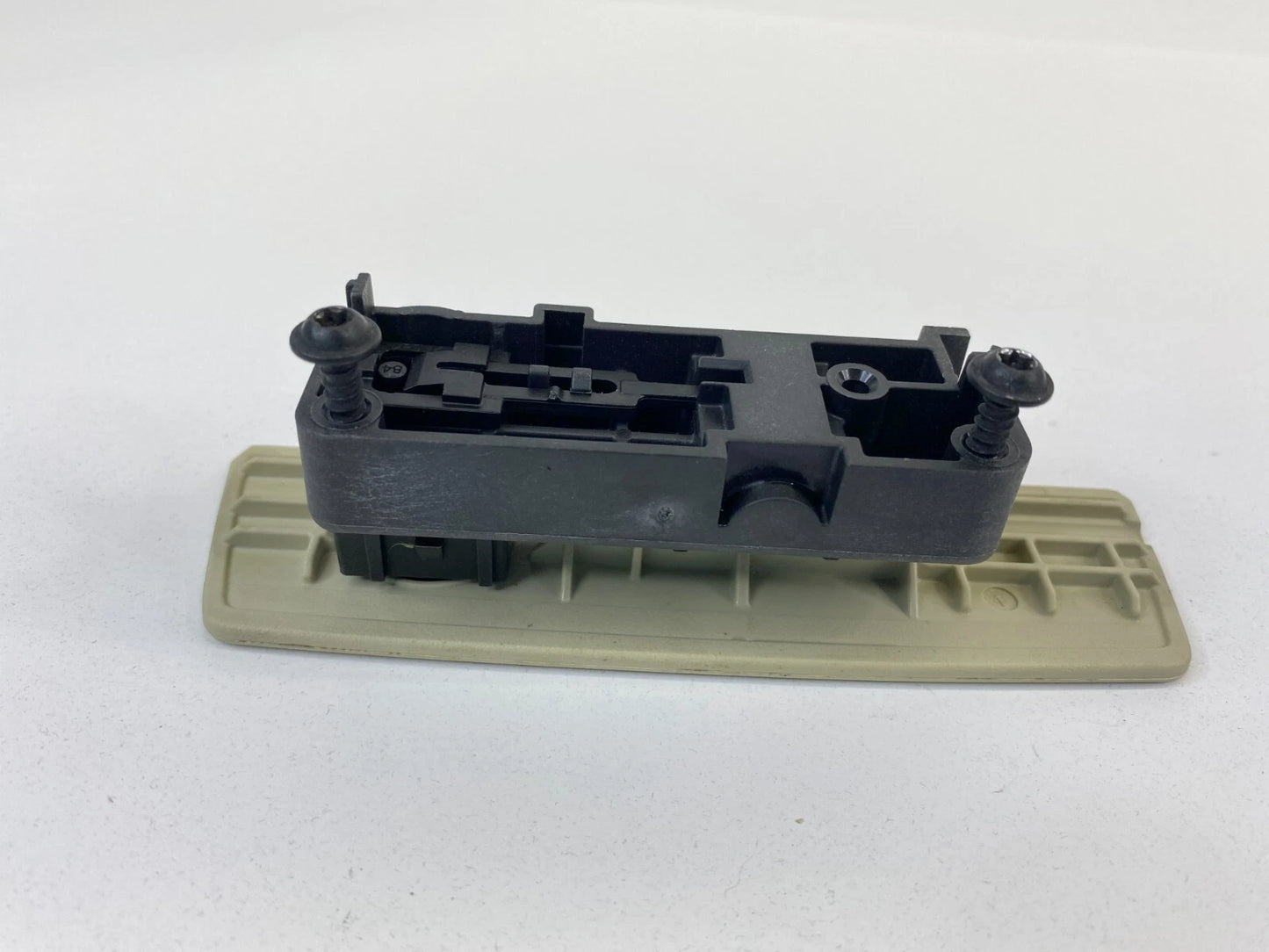 2008-2010 CHRYSLER TOWN & COUNTRY GLOVE BOX COMPARTMENT DOOR LOCK LATCH OEM