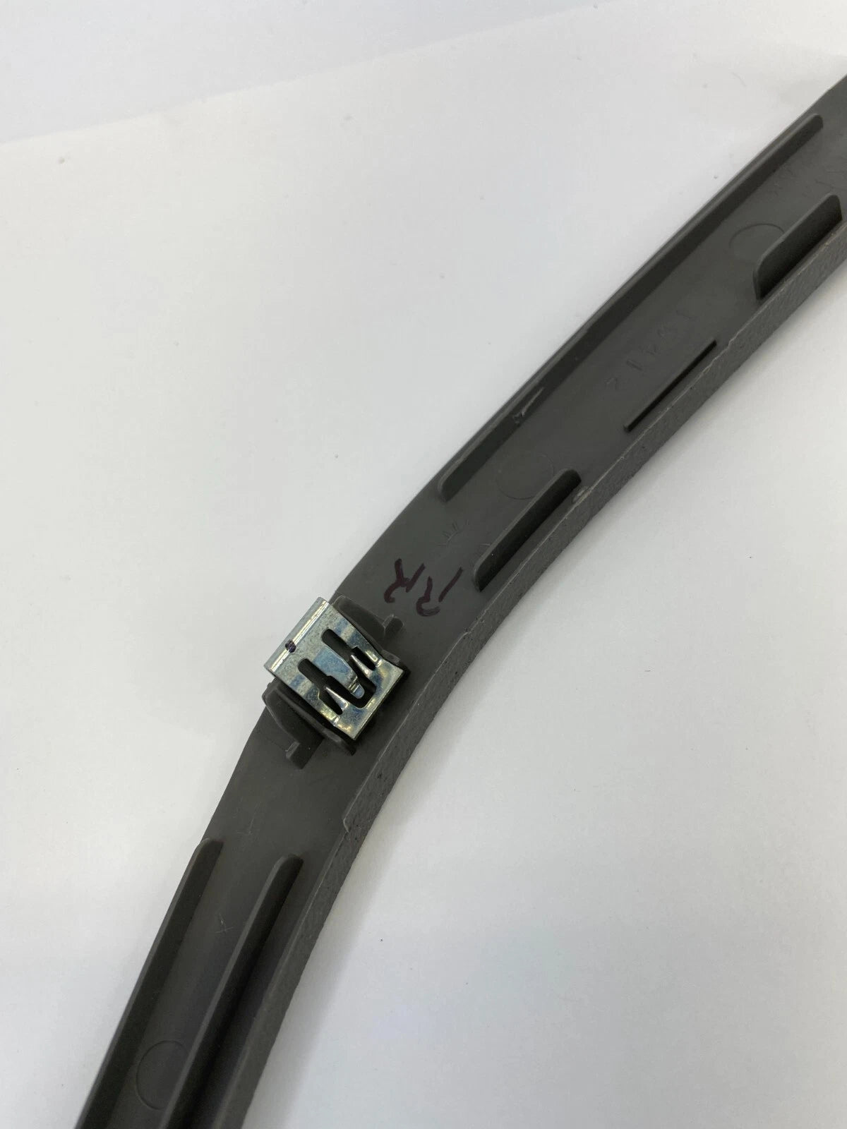 13-15 CHEVROLET MALIBU REAR RIGHT SIDE DOOR PULL HANDLE COVER BEZEL TRIM OEM