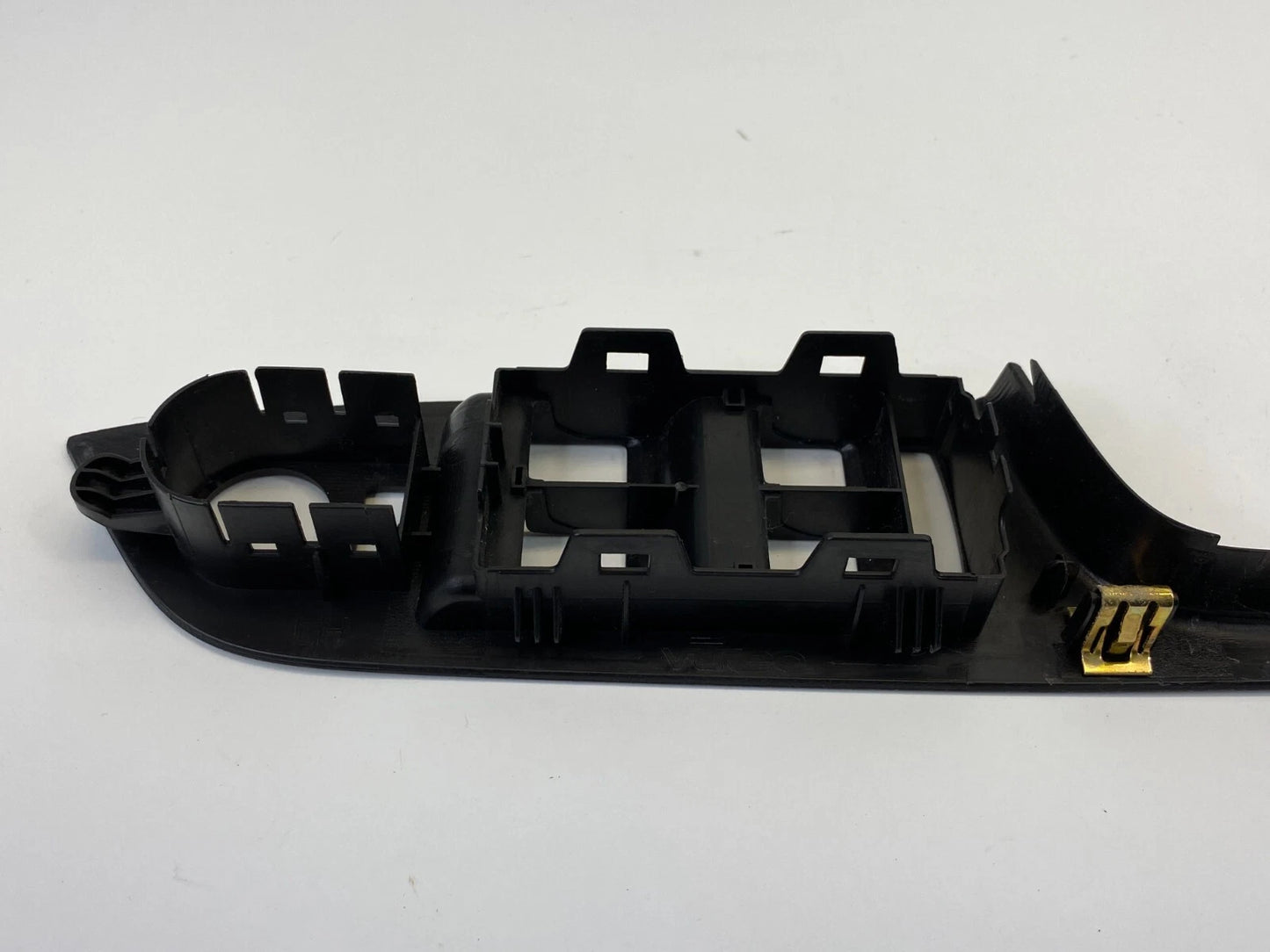 2010-2017 CHEVROLET EQUINOX FRONT LEFT MASTER POWER WINDOW SWITCH TRIM BEZEL OEM