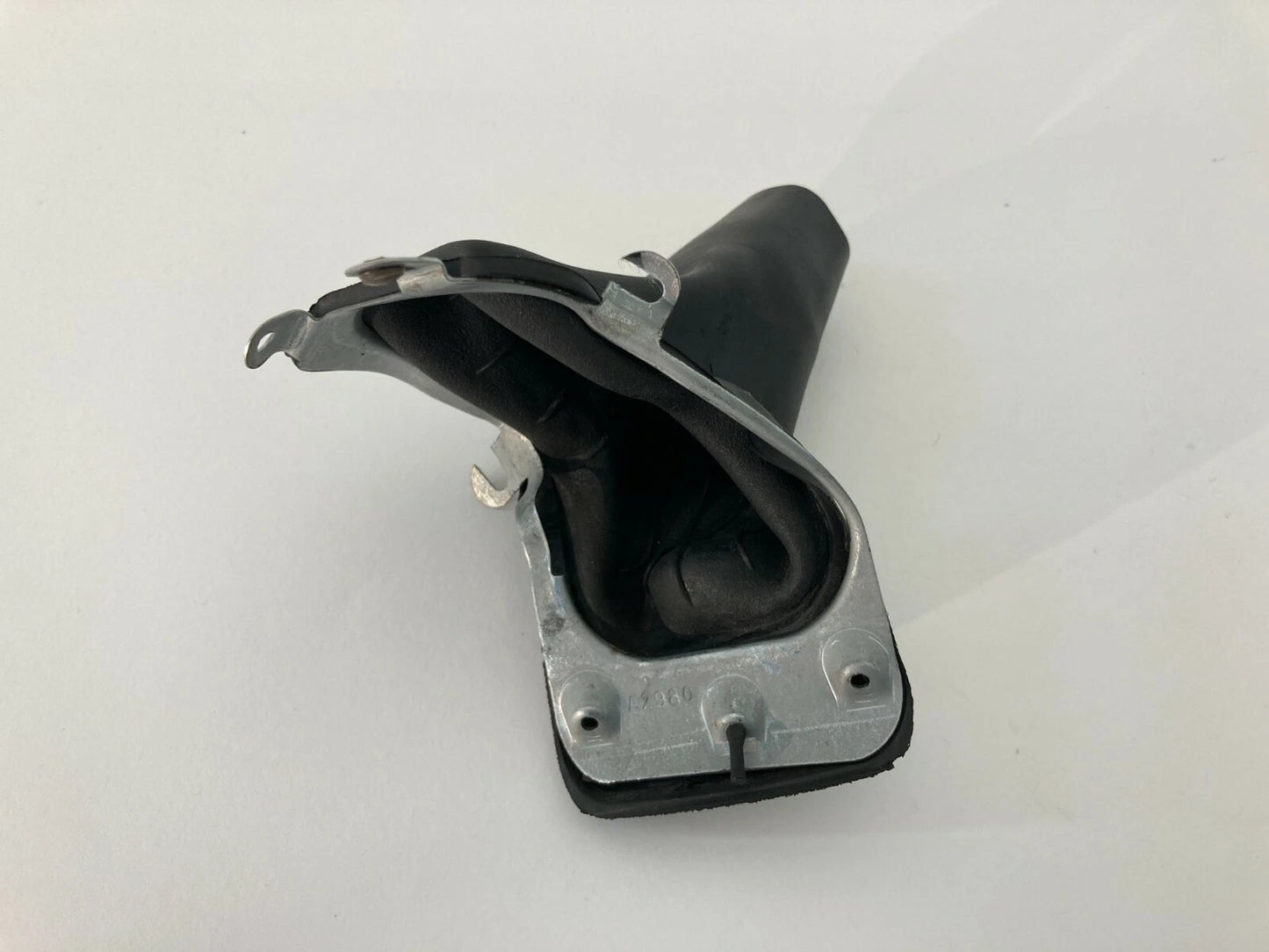 2001-2004 TOYOTA SEQUOIA FLOOR CONSOLE TRANSFER CASE BOOT COVER OEM