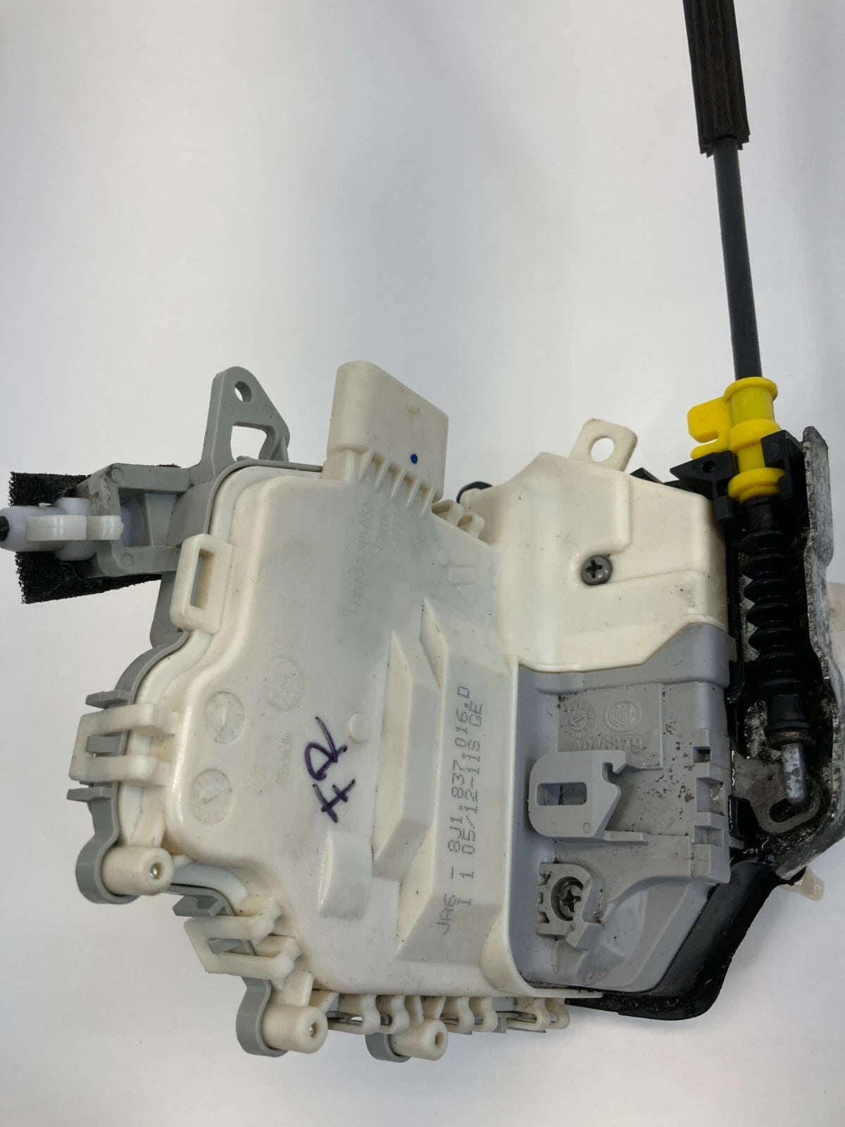 2010-2016 AUDI A4 QUATTRO FRONT RIGHT DOOR LOCK LATCH ACTUATOR 8J1-837-016-D OEM