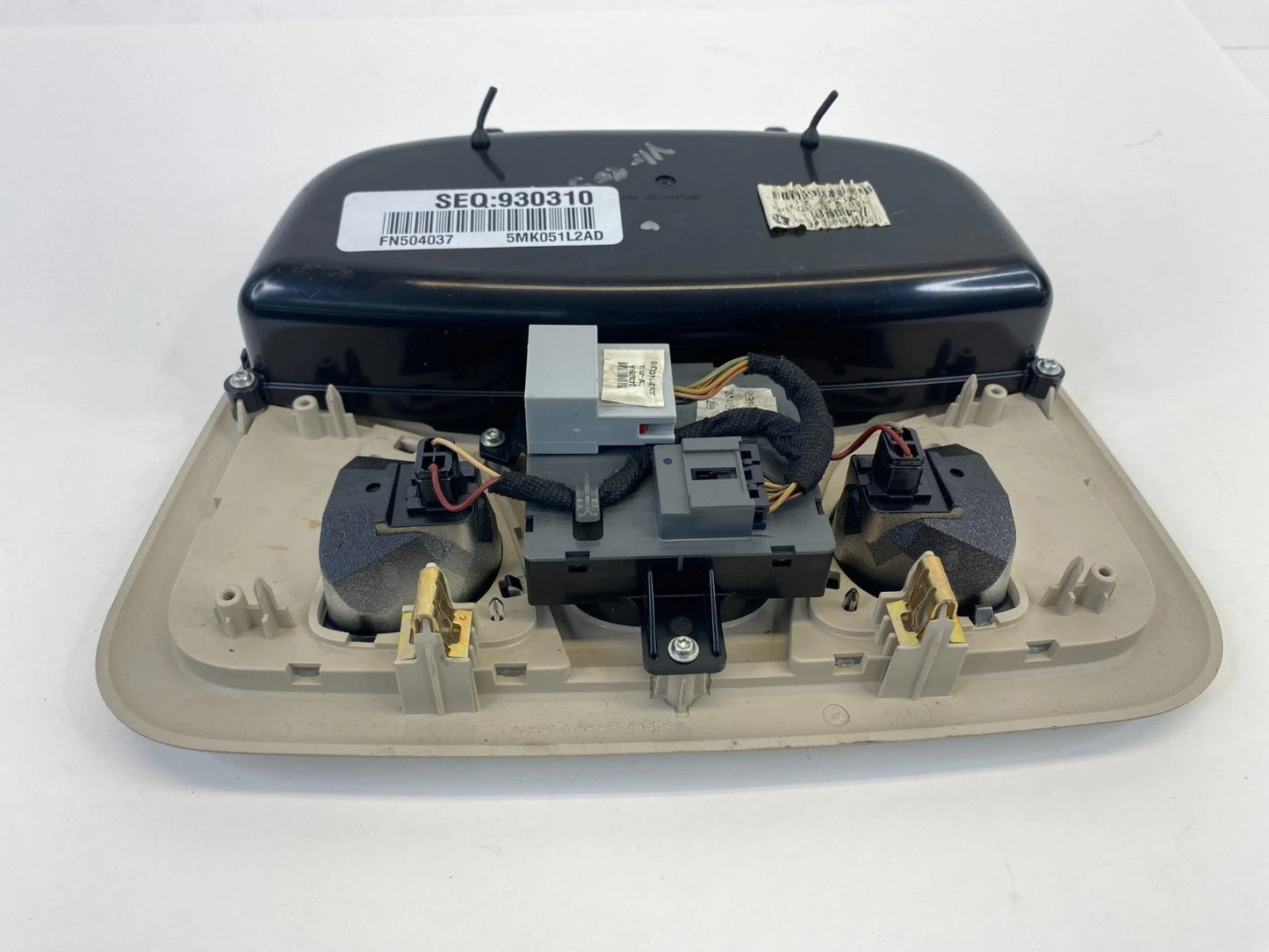 2015-2017 Chrysler 200 Roof Overhead Console Dome Map Light 5MK051L2AE OEM