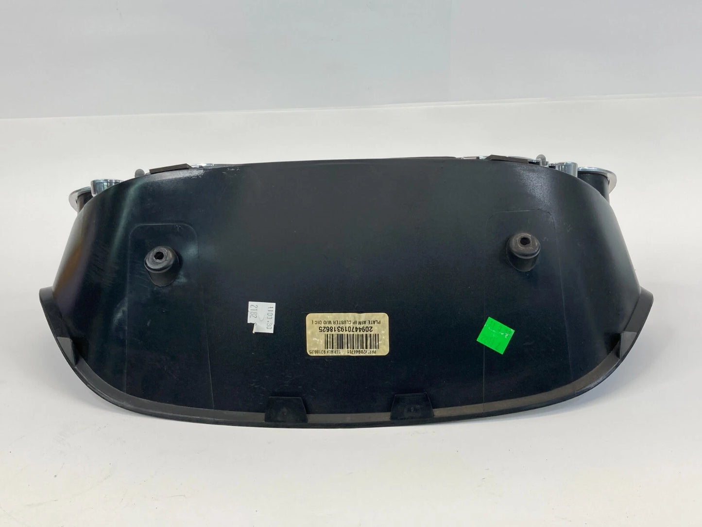 07-12 GMC ACADIA INSTRUMENT CLUSTER SPEEDOMETER TRIM BEZEL COVER OEM 20944701