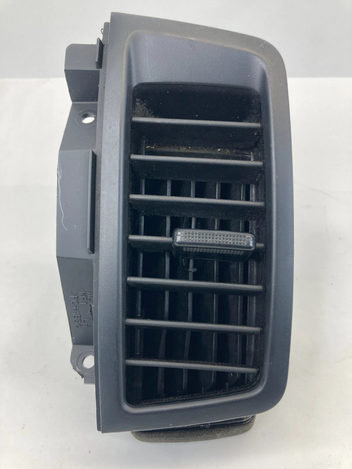 2010-2013 KIA SOUL DASH INNER LEFT SIDE A/C HEATER AIR VENT GRILLE 97410-2K000