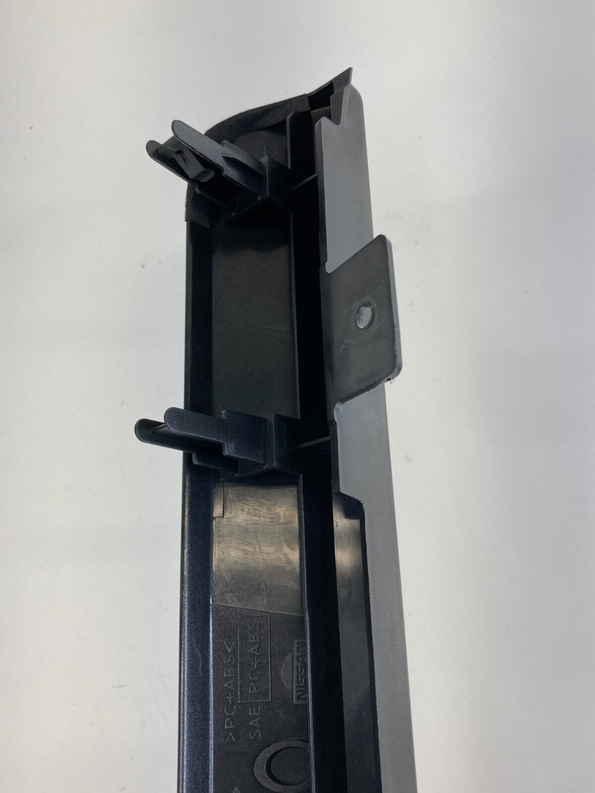 2000-2003 Nissan Pathfinder Right Sise Dash Panel Trim Molding Bezel 68410-4W360