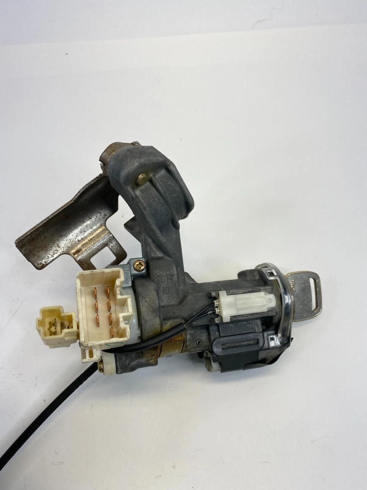 2002-2006 TOYOTA CAMRY AT IGNITION SWITCH LOCK CYLINDER W/ KEY & DOOR LOCK OEM