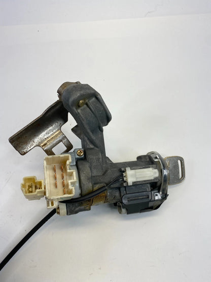 2002-2006 TOYOTA CAMRY AT IGNITION SWITCH LOCK CYLINDER W/ KEY & DOOR LOCK OEM