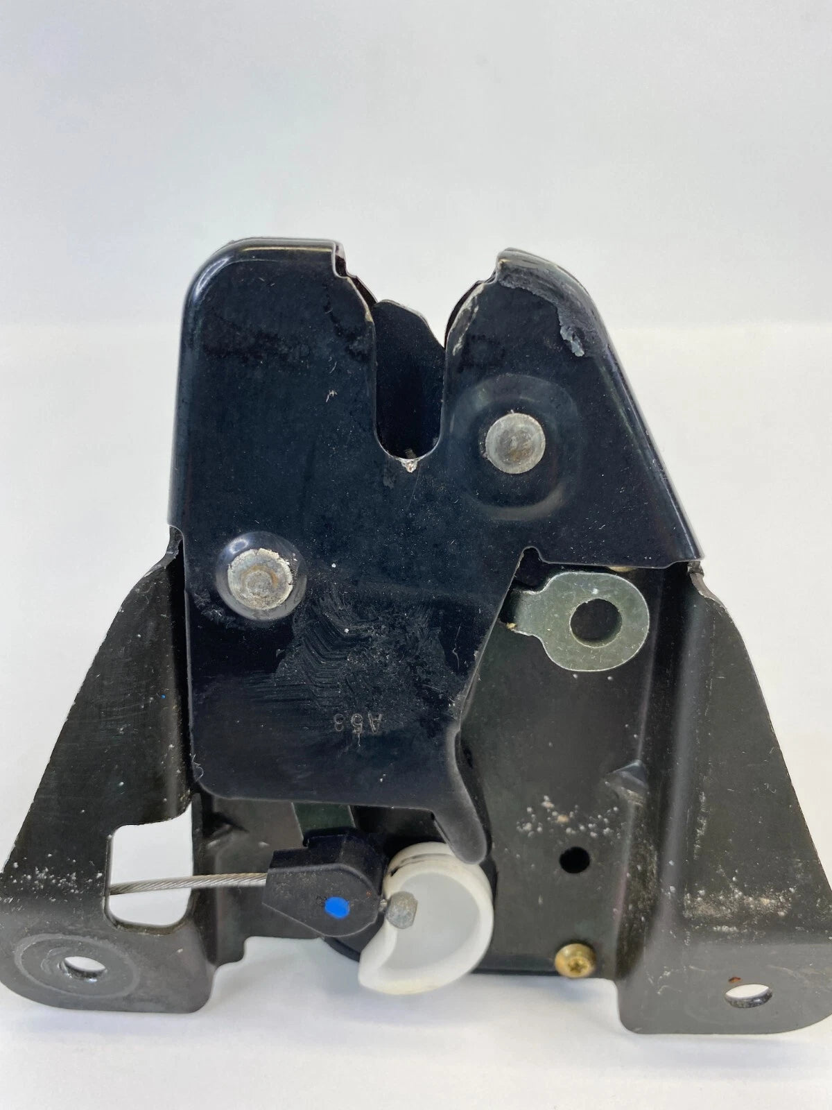 2005 2006 2007 CHRYSLER 300 SEDAN REAR TRUNK LOCK LATCH ACTUATOR RELEASE OEM