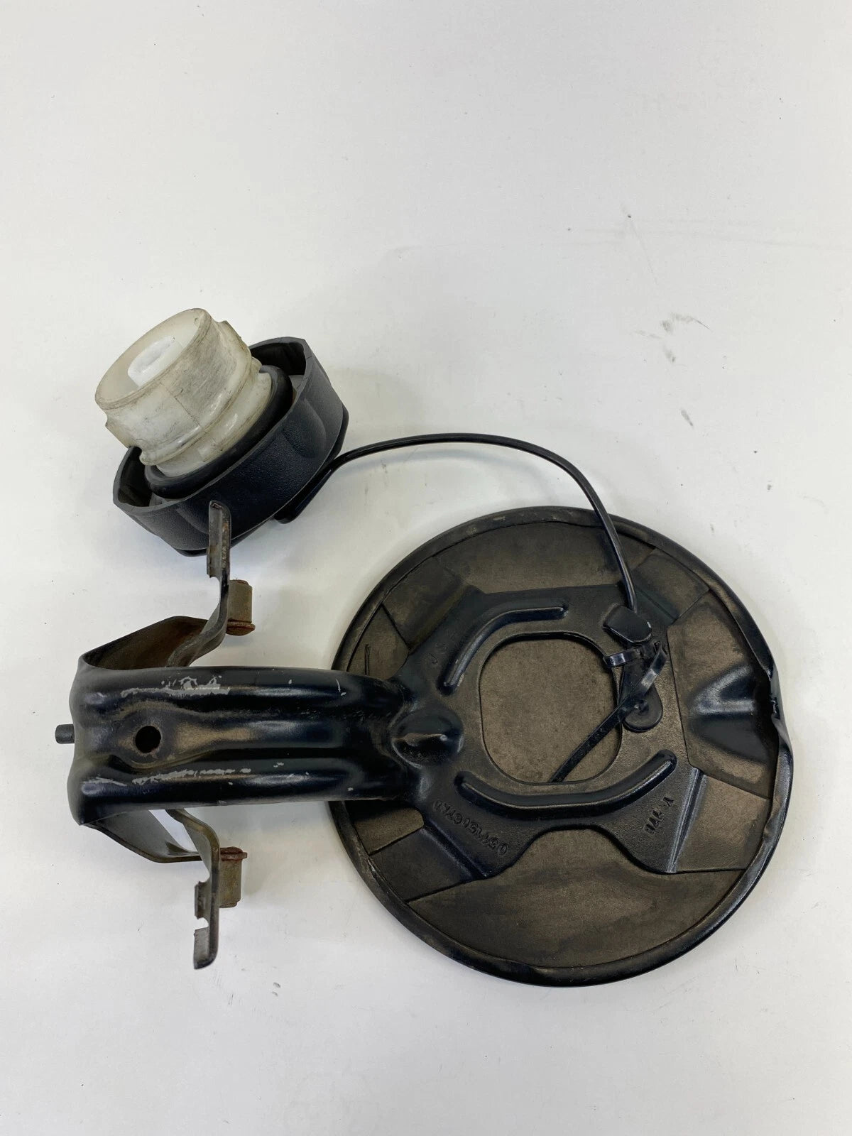 2009-2014 DODGE AVENGER FUEL FILLER DOOR GAS TANK CAP LID COVER 05115067AD OEM