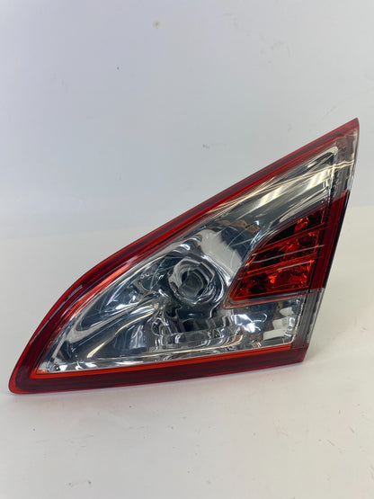 2011-2014 Nissan Murano Rear Right Side Gate Mounted Taillight Backup Lamp Assy