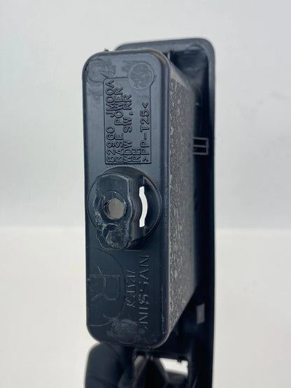 2008-2013 NISSAN ROGUE REAR RIGHT SIDE POWER WINDOW SWITCH BEZEL 82960JM00A
