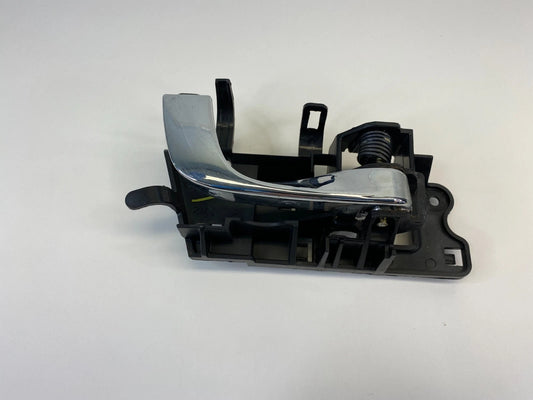 2004-2006 CADILLAC SRX REAR RIGHT BACK SIDE INNER DOOR HANDLE 257078893 OEM