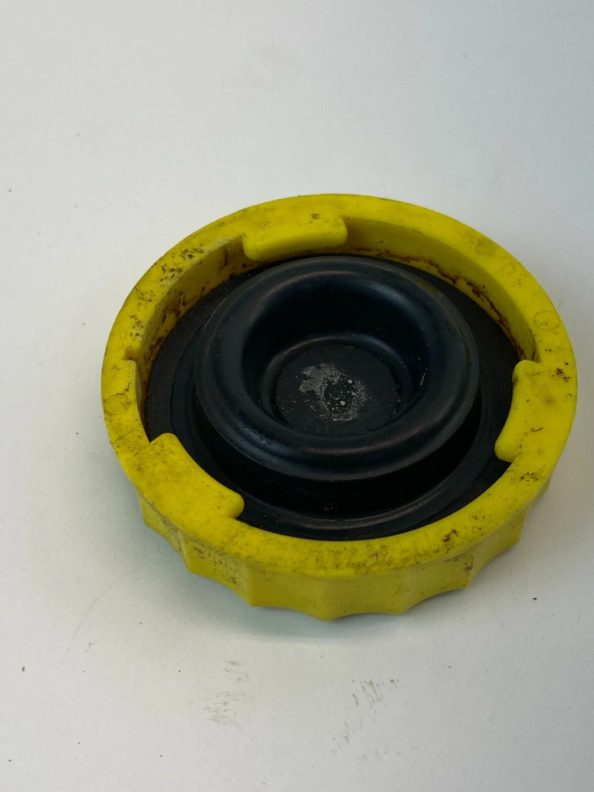 2005 2006 2007 CHRYSLER 300 BRAKE FLUID MASTER CYLINDER RESERVOIR CAP LID OEM
