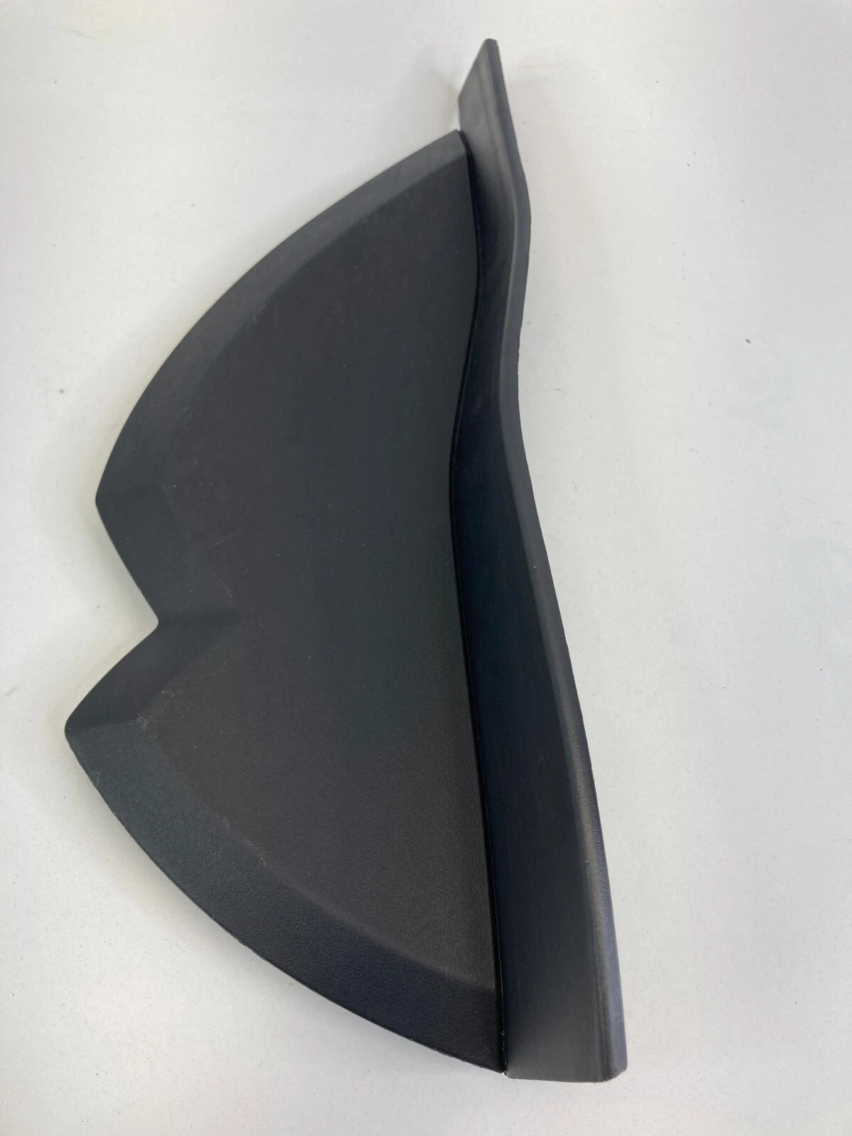 2007-2013 MITSUBISHI OUTLANDER DASH LEFT DRIVER SIDE END CAP COVER 8002A055ZZ