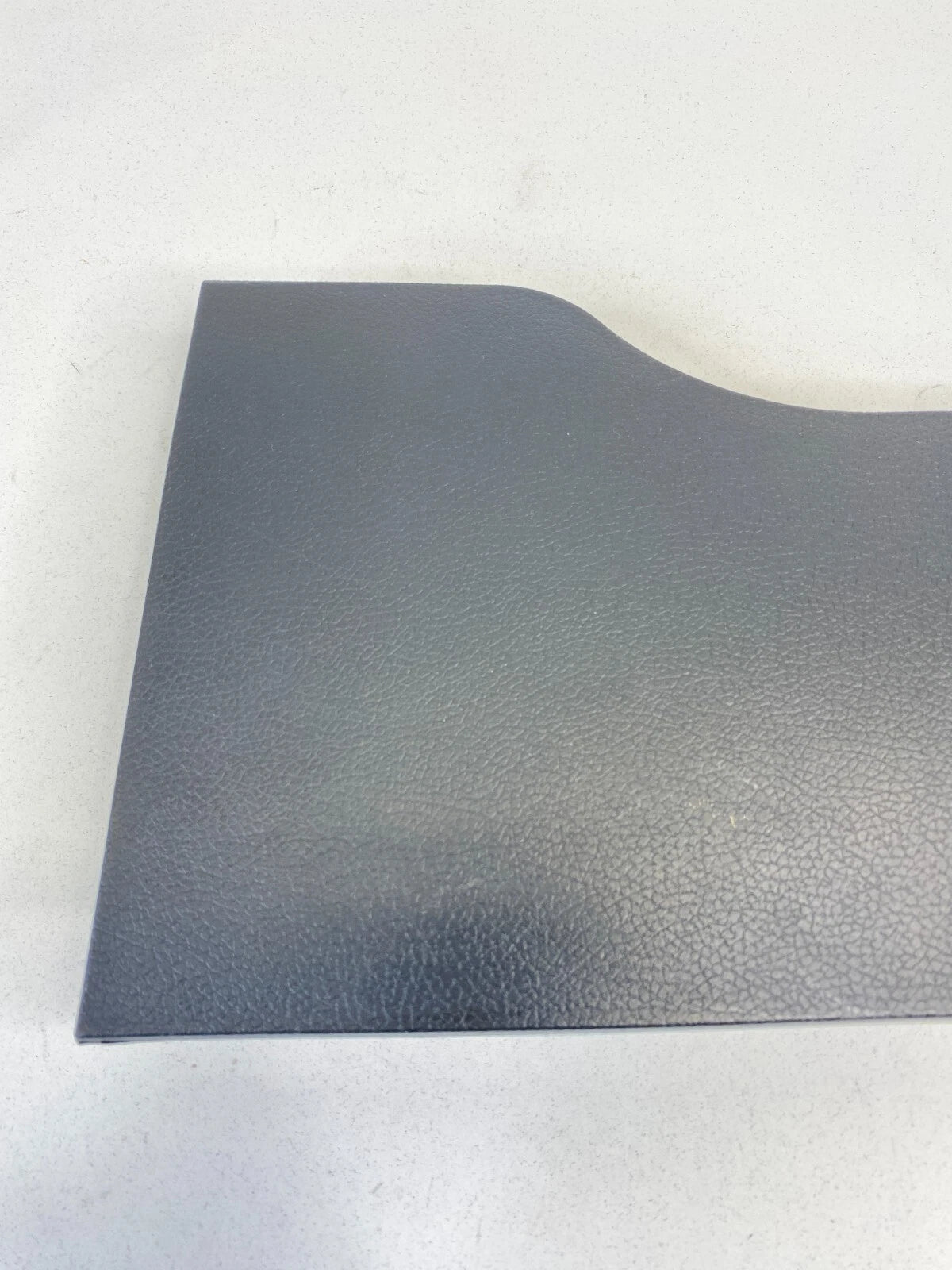 2011-2014 HYUNDAI SONATA DASH RIGHT PASSENGER LOWER TRIM COVER 84676-3S000 OEM