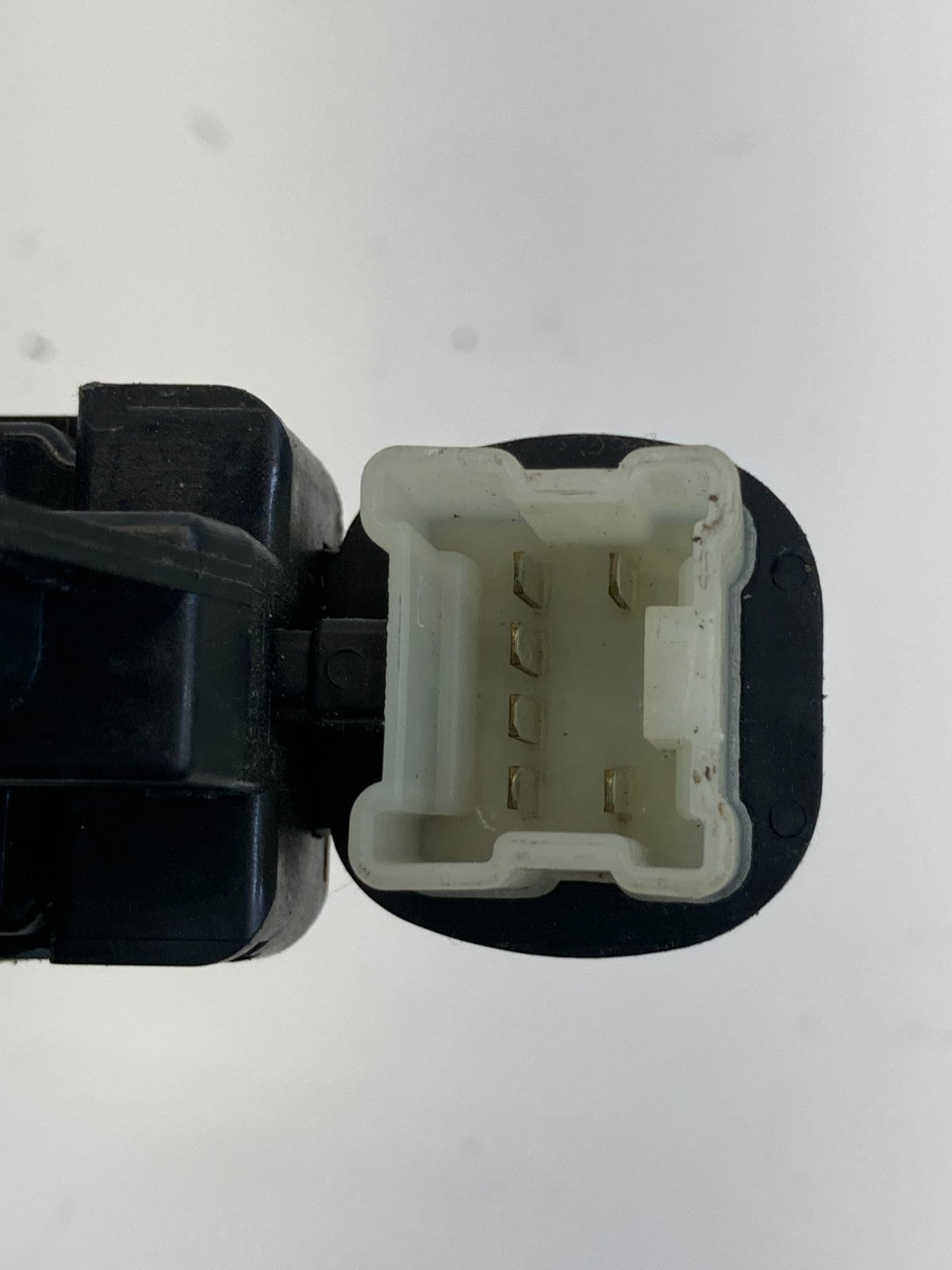 2006-2010 Infiniti M35 Front Left Door Power Window Motor 80731-EH100 OEM