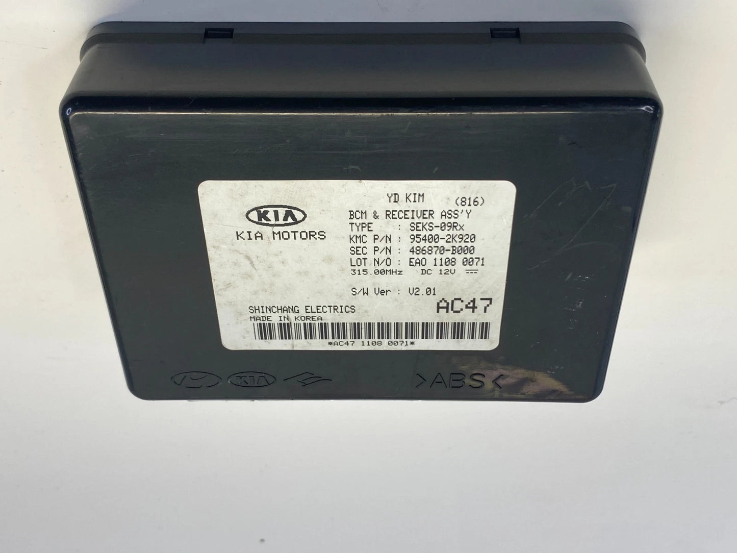 2011 KIA SOUL 2.0L L4 BODY CONTROL MODULE ASSEMBLY BCM BCU 95400-2K920 OEM