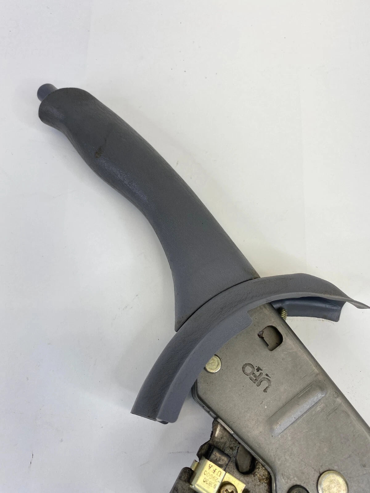 1999-2001 HYUNDAI ELANTRA SEDAN 2.0L EMERGENCY PARKING BRAKE HANDLE LEVER OEM