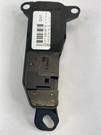 2003-2009 MERCEDES BENZ E320 FRONT LEFT DOOR MIRROR CONTROL SWITCH 2118208310