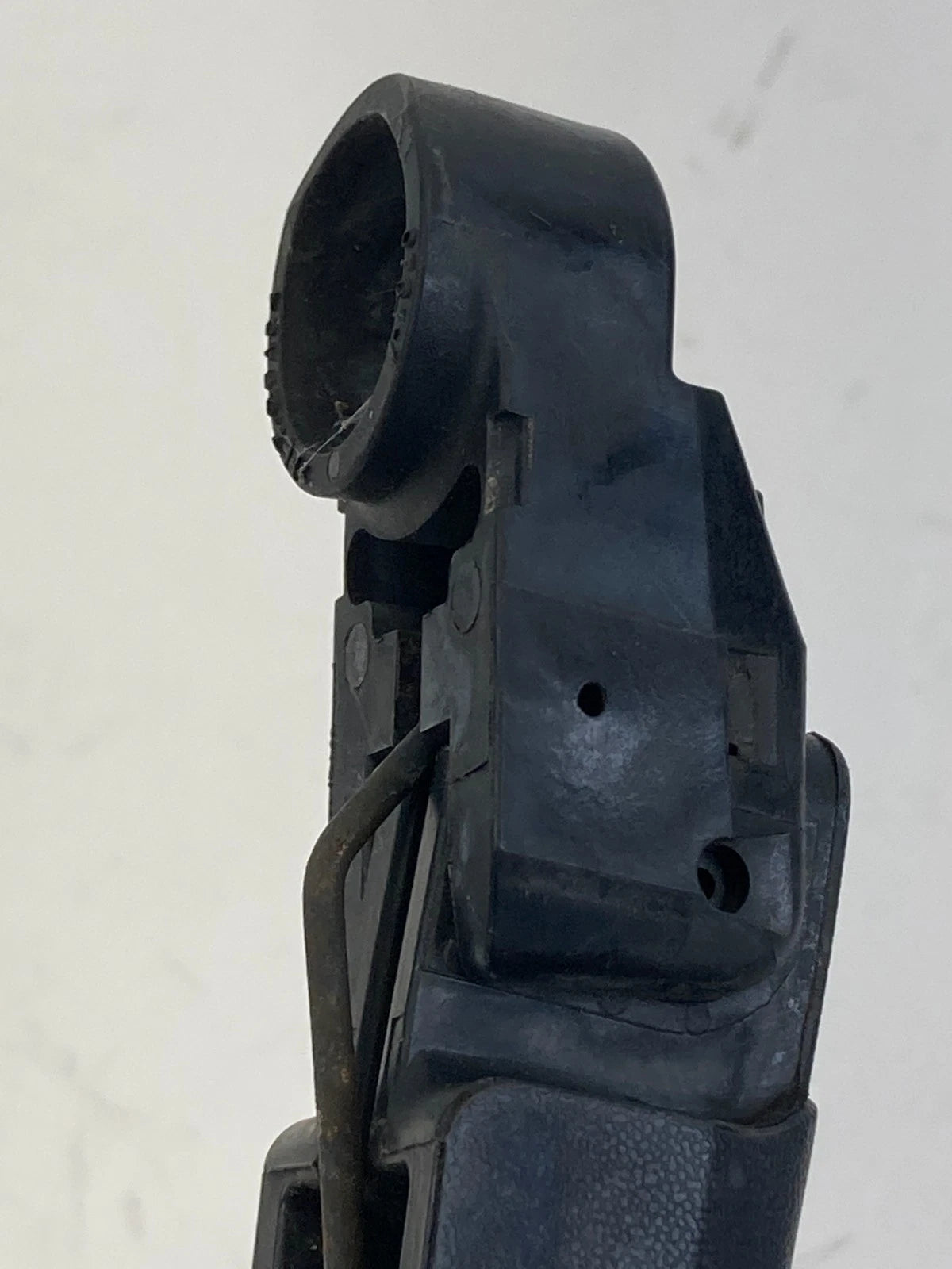 14 15 16 17 18 19 KIA SOUL WAGON REAR WIPER ARM ASSEMBLY OEM