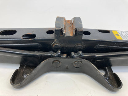 2002-2010 SATURN VUE SPARE TIRE LUG NUT WRENCH JACK HOIST ASSEMBLY 13500018 OEM