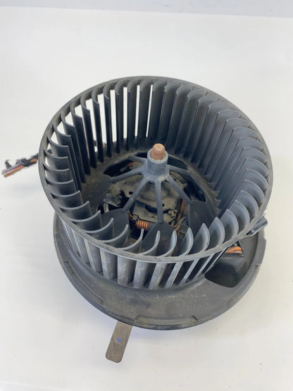 2012-2022 VOLKSWAGEN PASSAT FRONT MAIN HVAC HEATER BLOWER MOTOR OEM 3C0-907-521F