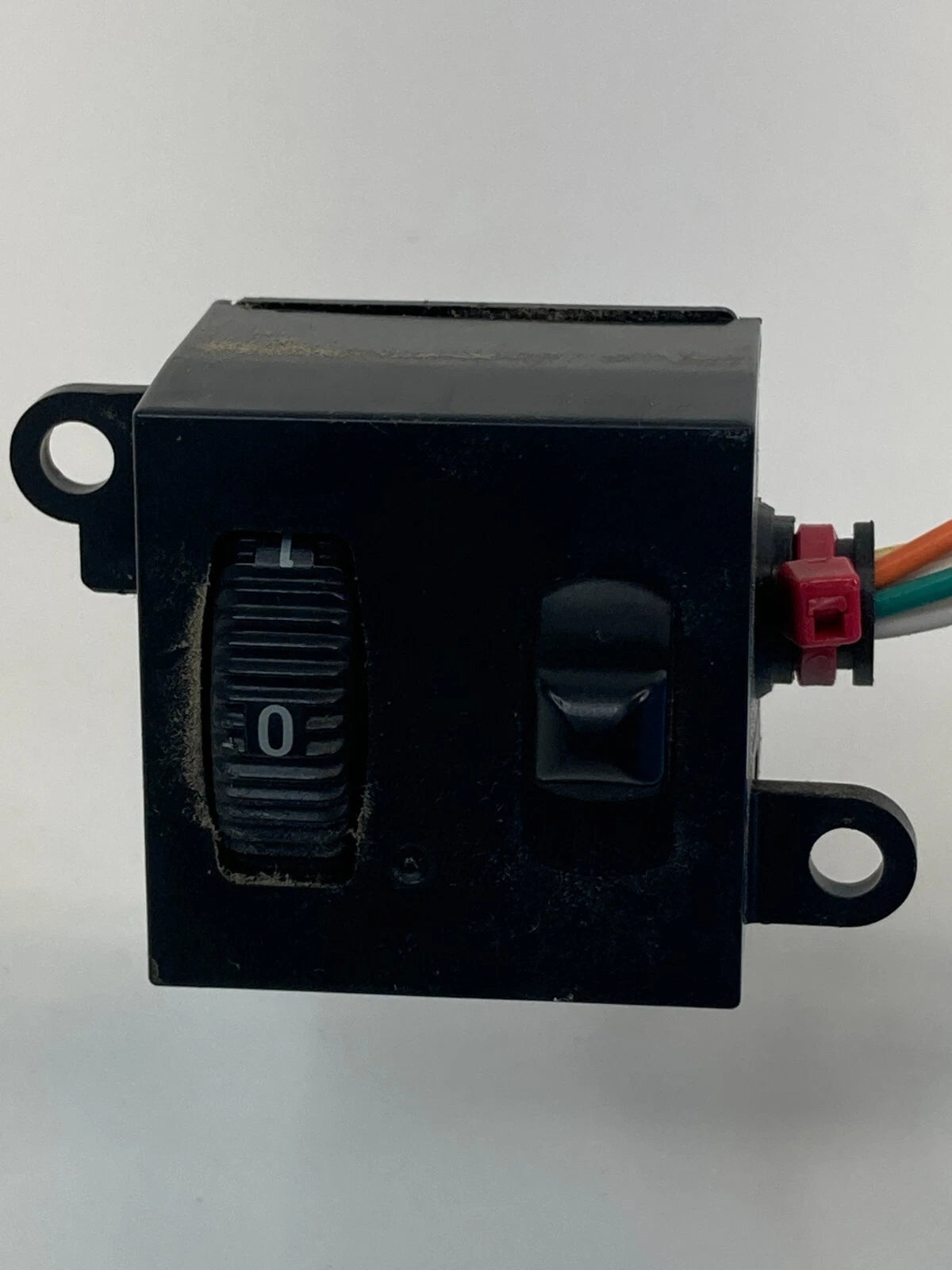98-02 LINCOLN TOWN CAR LEFT SIDE HEATED SEAT ADJUST CONTROL SWITCH F8VB14D695AD