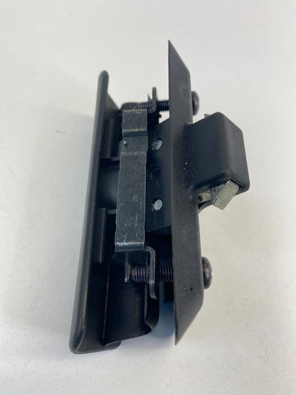 2007-2013 BMW 328I BASE SEDAN RIGHT PASSENGER DASHBOARD GLOVE BOX LOCK LATCH OEM