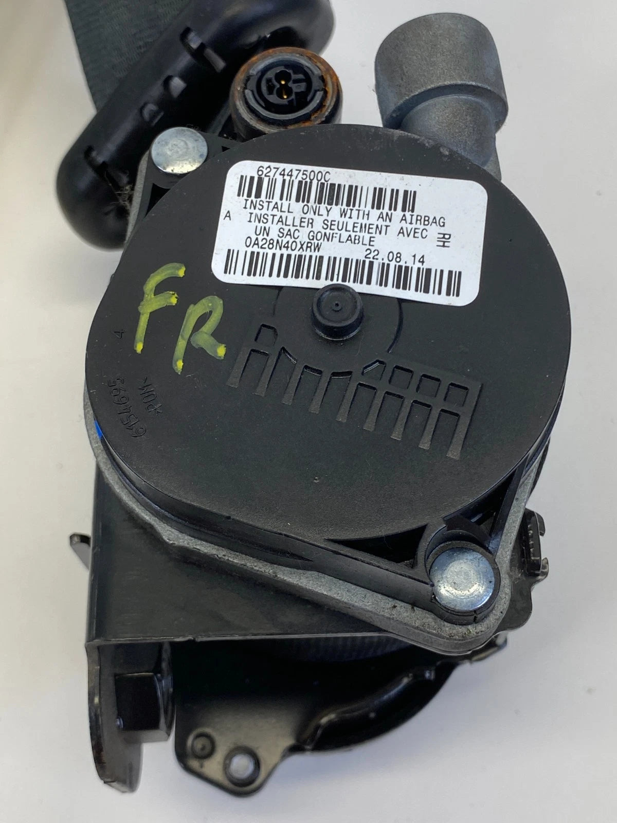 2013-2017 FORD ESCAPE FRONT PASSENGER RIGHT SIDE SEAT BELT W/ PRETENSIONER OEM