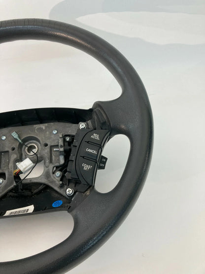 2007-2008 HYUNDAI ENTOURAGE STEERING WHEEL WITH CRUISE SWITCH 56110-2G500 OEM