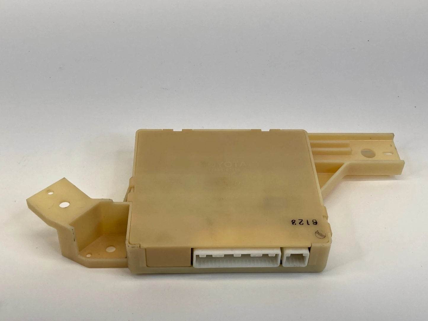 2005-2007 TOYOTA AVALON HEATER AC CONTROL MODULE AMPLIFIER 88650-07110 OEM