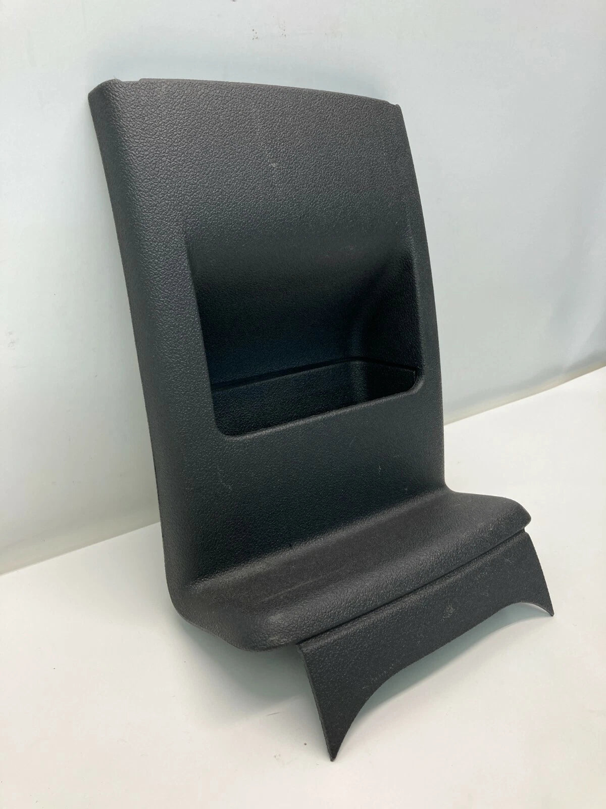 2006-2013 CHEVROLET IMPALA REAR CENTER CONSOLE LID TRIM COVER PANEL BEZEL OEM