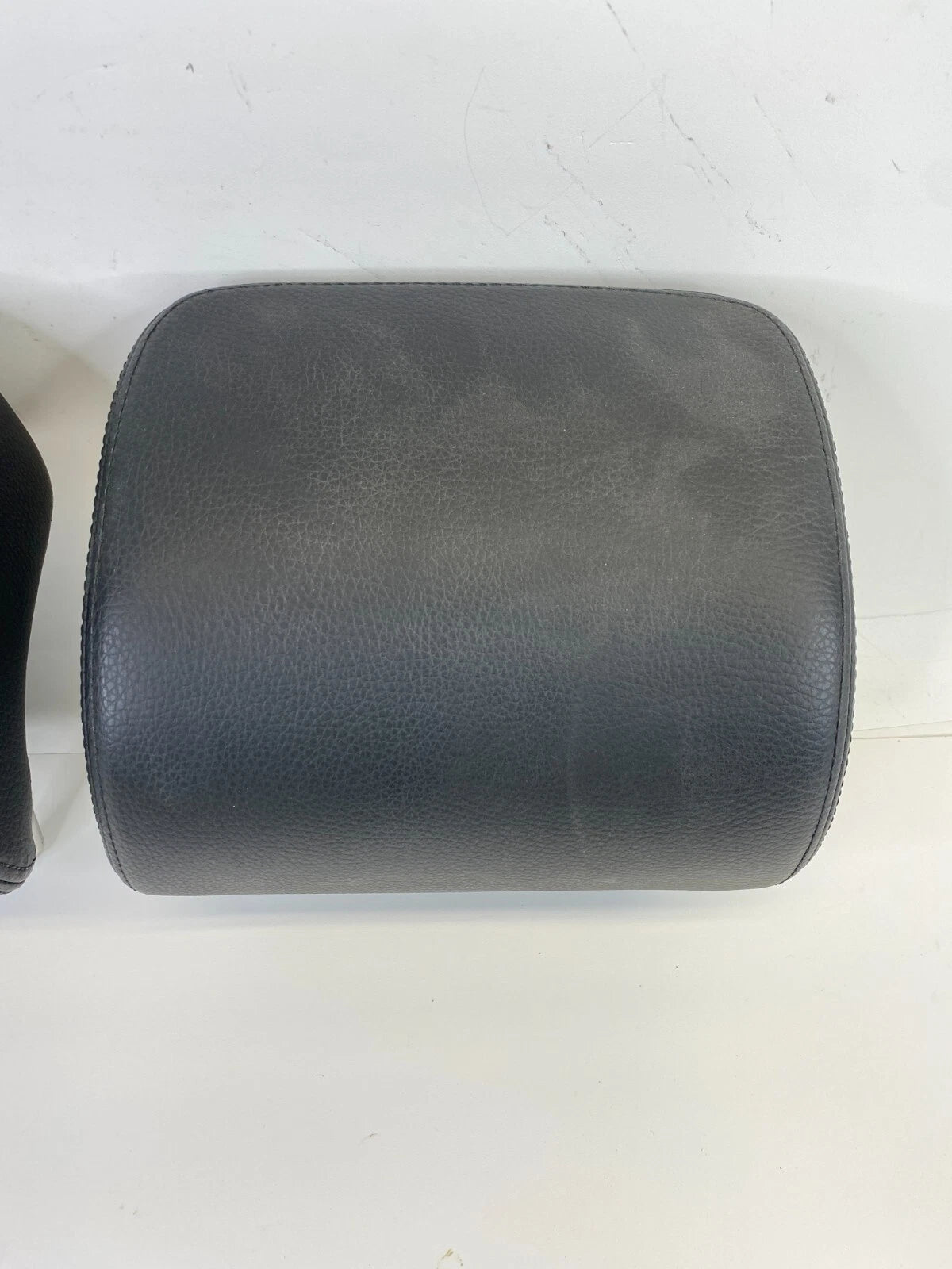 2009-2012 VOLKSWAGEN CC REAR SEAT HEADREST HEAD REST LEFT & RIGHT PAIR SET OEM