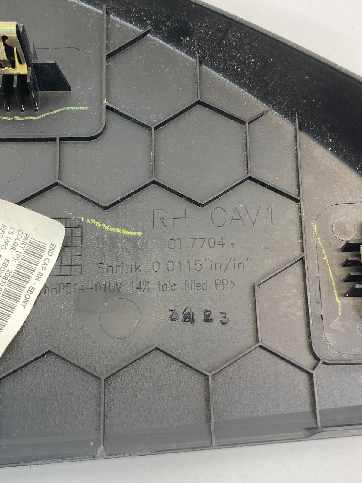 2009-2017 Chevrolet Traverse Right Side Dash End Cap Cover Trim Panel 20871995