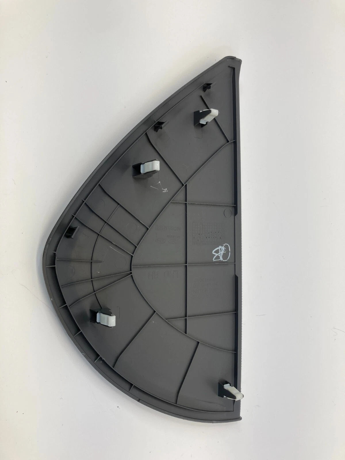 2011-2016 HYUNDAI ELANTRA DASH RIGHT SIDE END CAP COVER TRIM PANEL 84786-3Y000