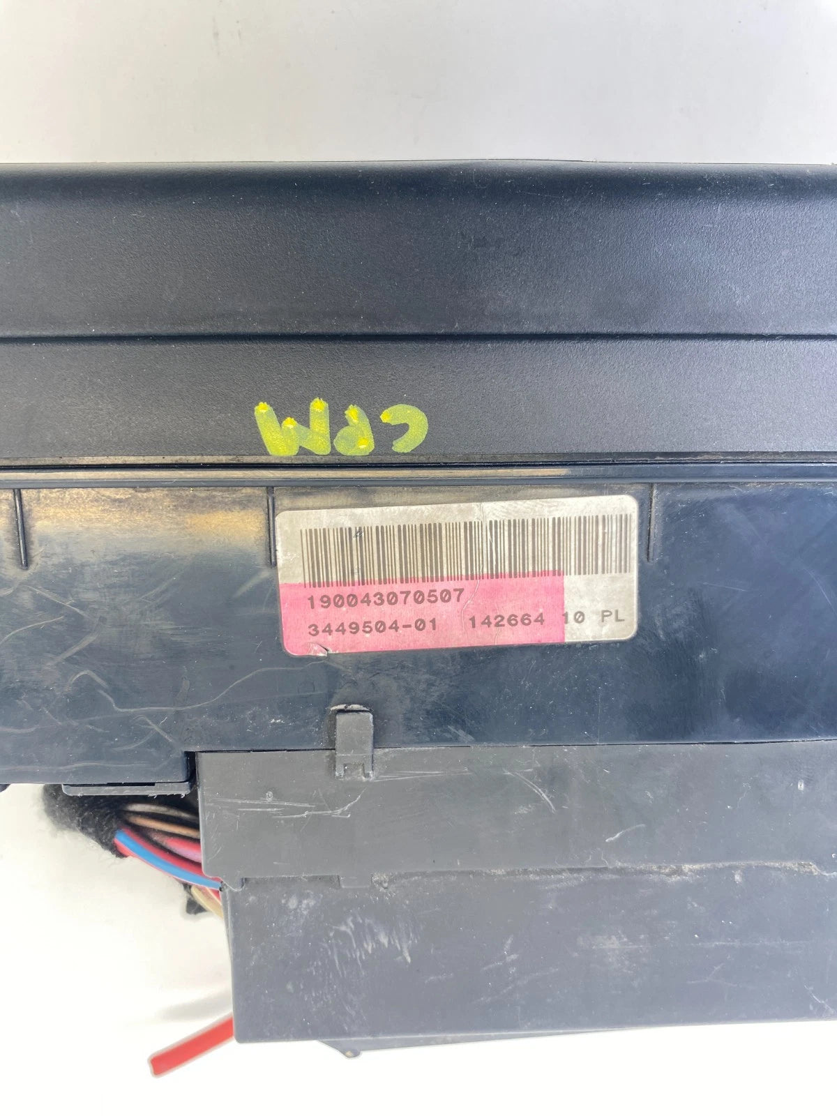 2004-2008 MINI COOPER 1.6L L4 M/T ENGINE BAY FUSE RELAY BOX 3449504-01 OEM