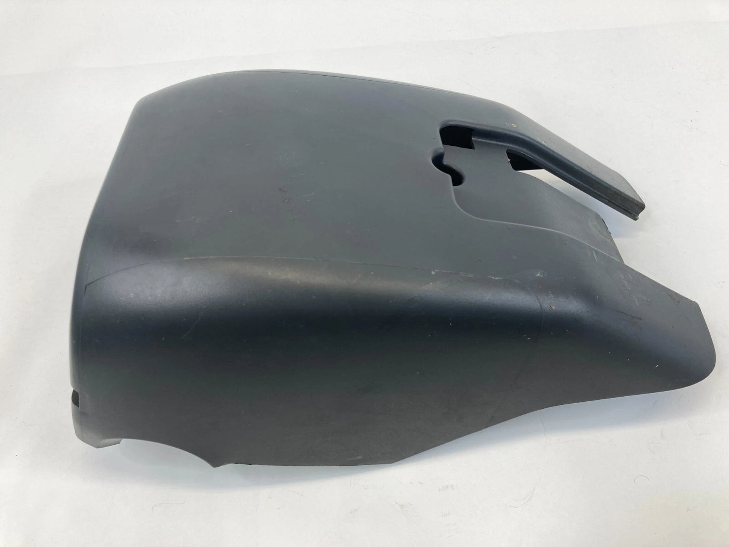2007-2013 SUZUKI SX4 STEERING COLUMN LOWER COVER TRIM SHROUD PANEL 48421-62J0