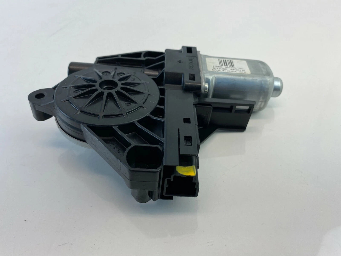 2011-2018 VOLVO S60 REAR RIGHT BACK SIDE DOOR POWER WINDOW MOTOR 966265-102 OEM