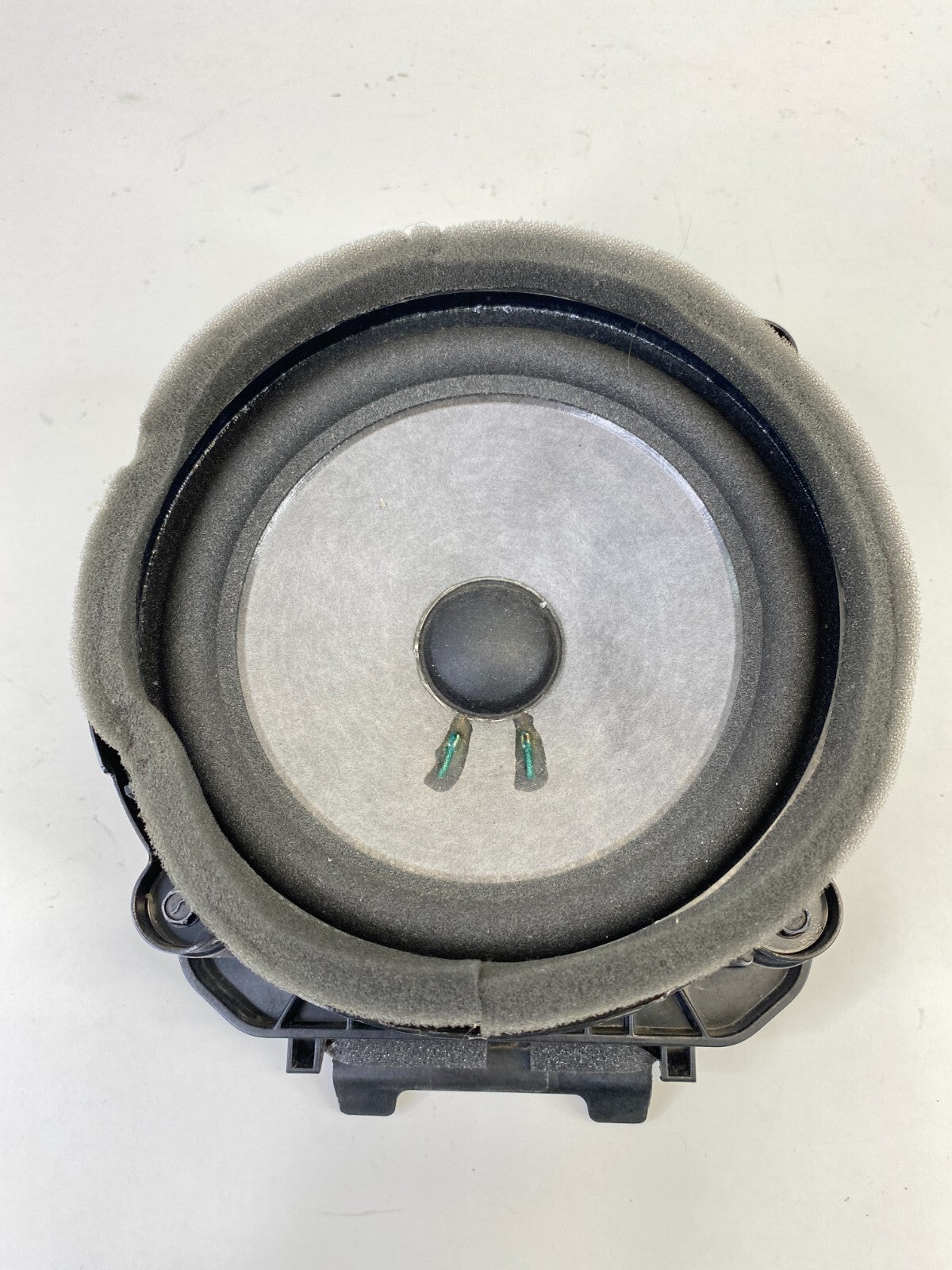 2010-2017 Buick Enclave 10-16 GMC Acadia Front Right Pass Door Speaker 25994307