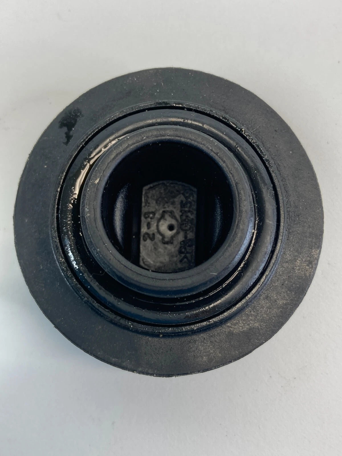 2008-2013 NISSAN ROGUE 2.5L L4 ENGINE OIL FILLER CAP LID TOP COVER TRIM OEM