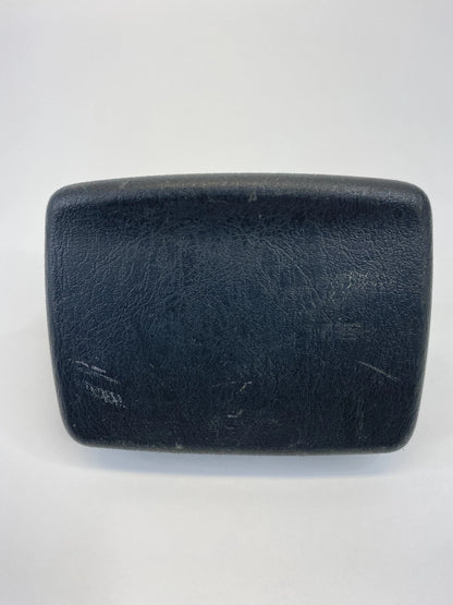 04 05 TOYOTA RAV4 CENTER CONSOLE REAR ASHTRAY RECEPTABLE RETAINER 74135-20090